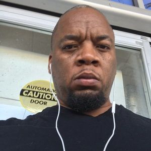 Meet your Posher, Cymaron